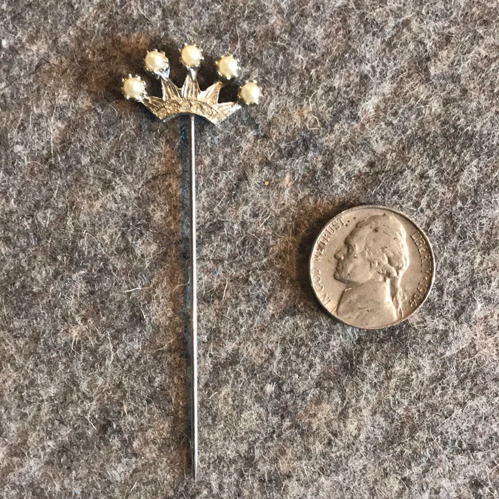 Crown Hatpin